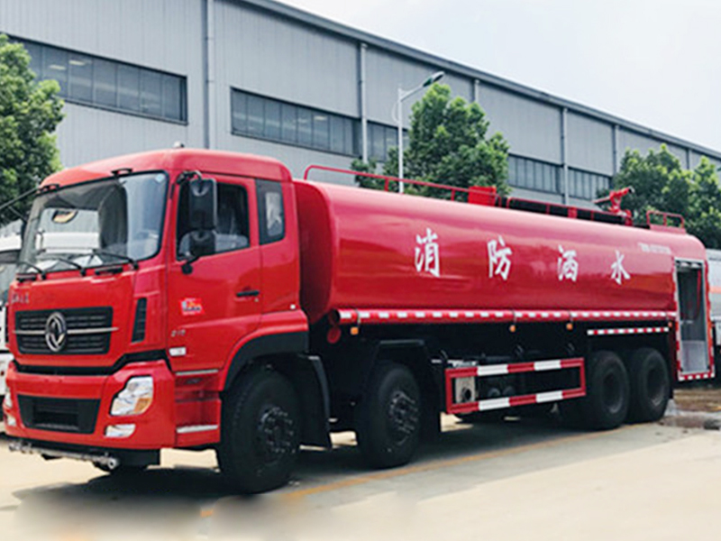 18-20吨东风天龙消防洒水车